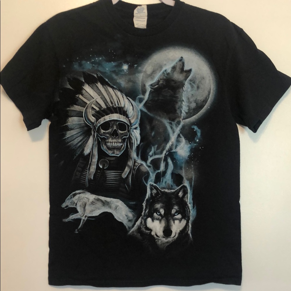 Black Graphic Tee with Wolves and Skull Design